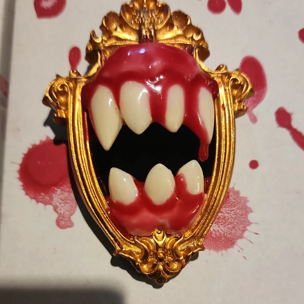 Vampire Fang Pin - Picture 3 of 6